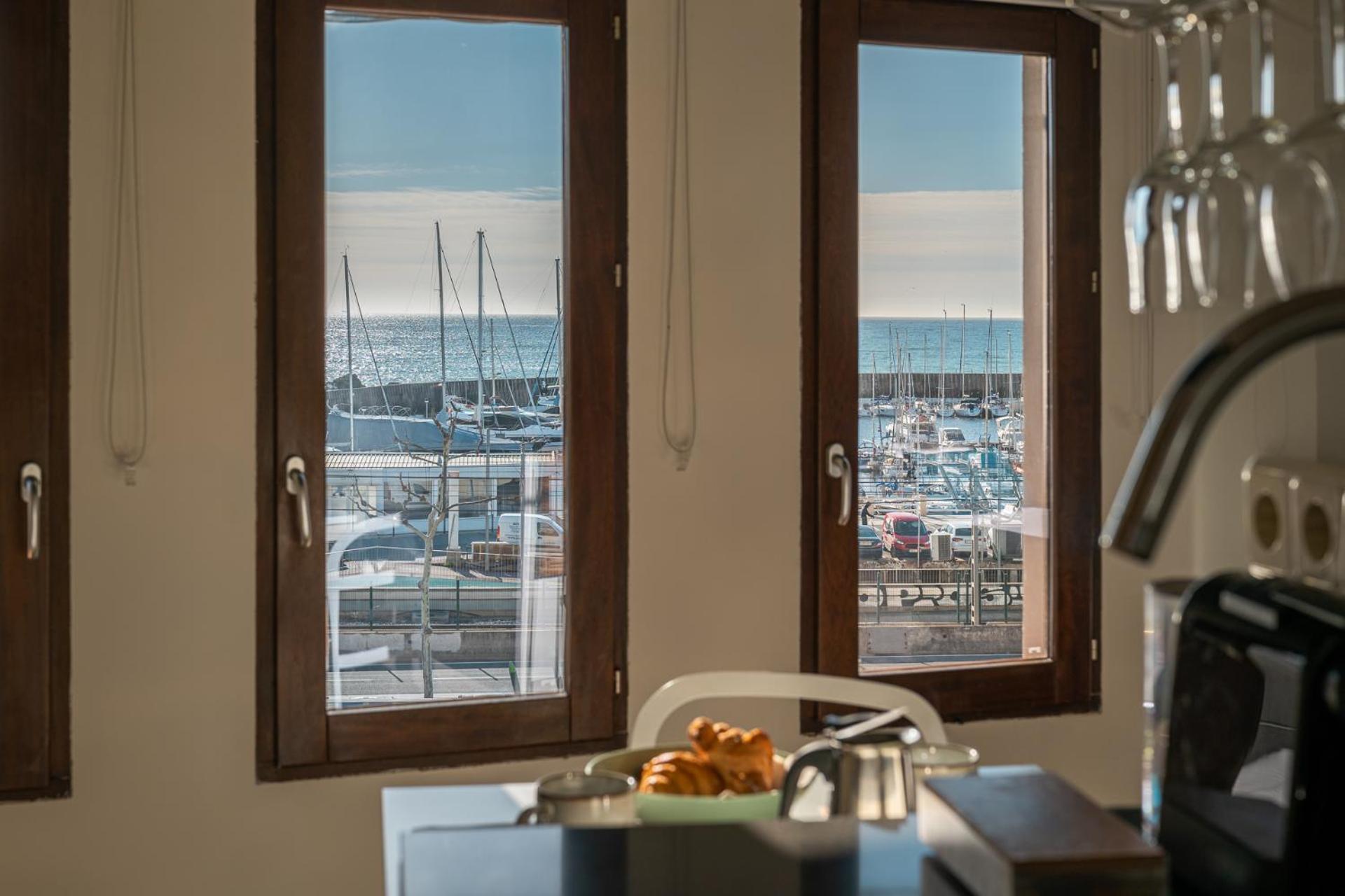 Ecogrusapartments Masnou Exterior photo